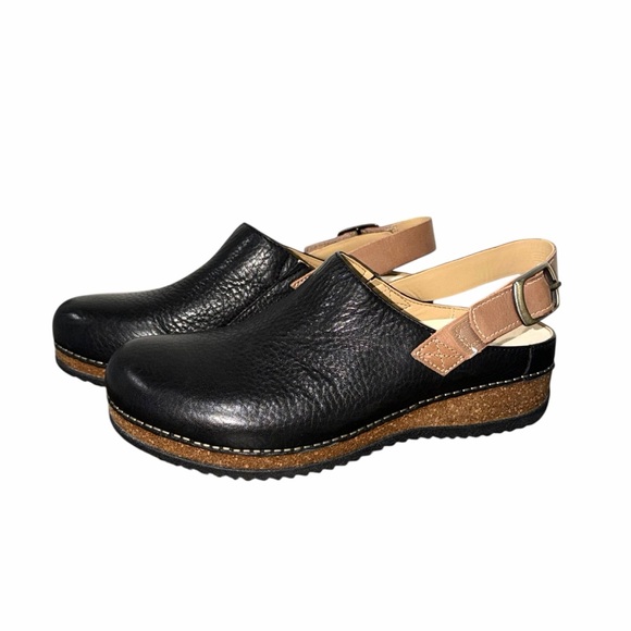 Dansko NWOT Merrin Black Waxy Milled Pebbled Leather Y2K Clogs Size 8.5 - Picture 7 of 7